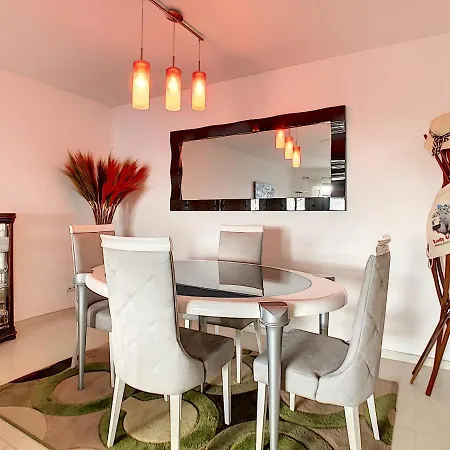 Penthouse Paradisus By Lovelystay Lejlighed *