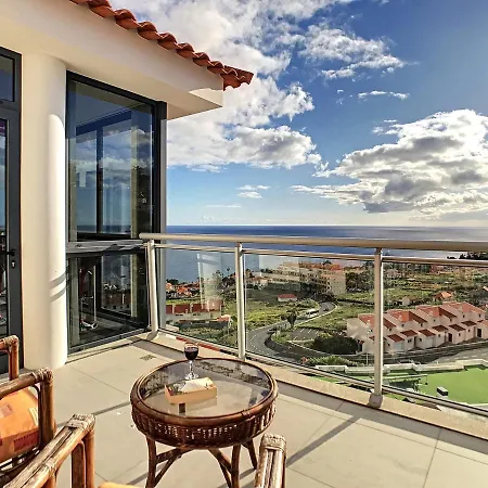 Penthouse Paradisus By Lovelystay Caniço