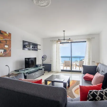 Apartment Penthouse Paradisus - Pool&sea View By Lovelystay Canico (Madeira)