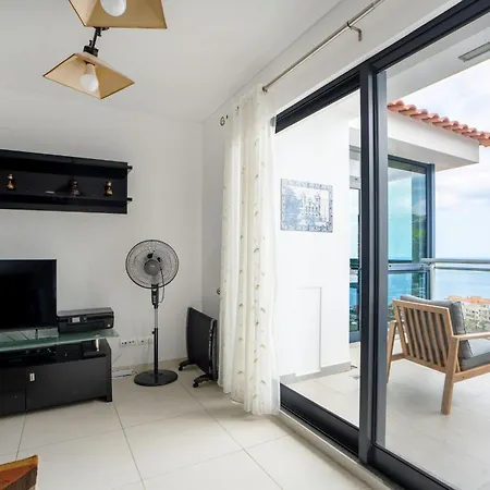 Penthouse Paradisus - Pool&sea View By Lovelystay