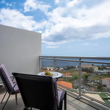 Penthouse Paradisus - Pool&sea View By Lovelystay Canico (Madeira)